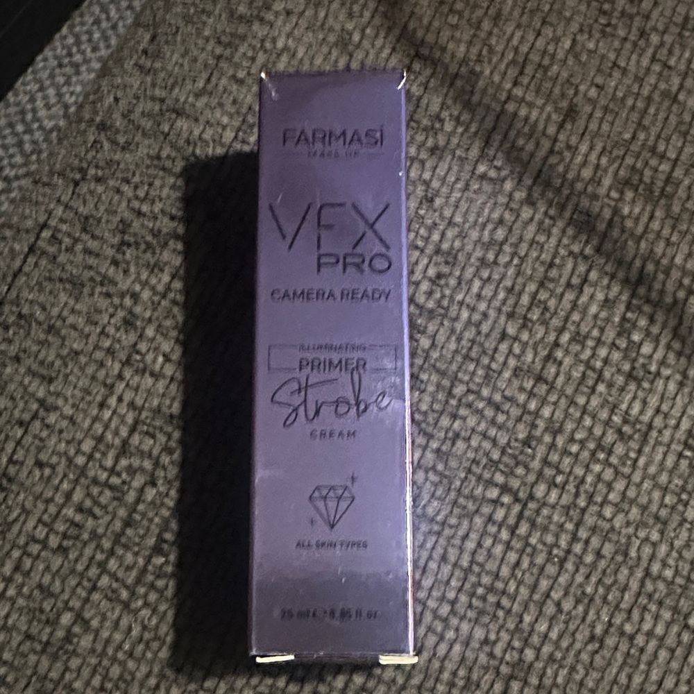 Farmasi VFX Pro Illuminating Primer in Purple